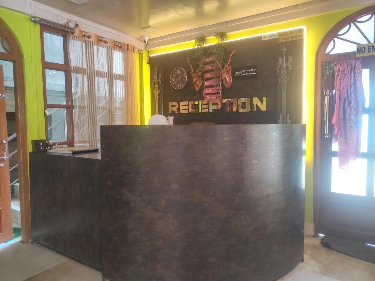 Hotel Nambrog Bomdila 외부 사진